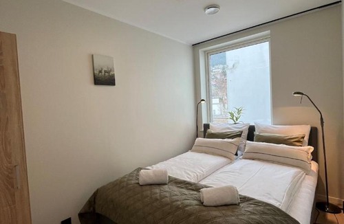 Voss Apartment | Affordable Luxury Apt - Hotel Vibe - Heart of Voss