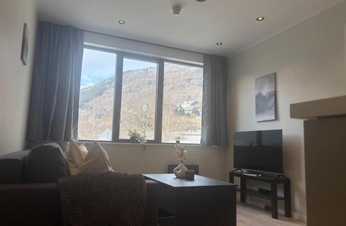 Voss Apartment | Affordable Luxury Apt - Hotel Vibe - Heart of Voss