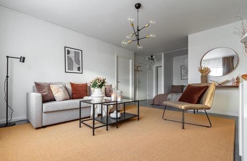 Katarina-Sofia Apartment | Affordable studio in trendy SoFo, construction work