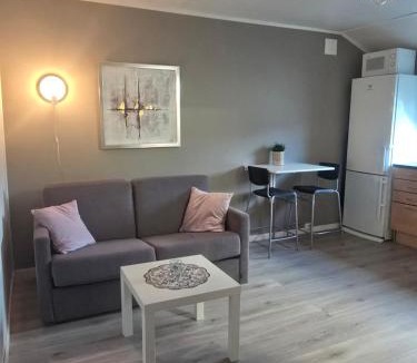 Alta Apartment | Airport Central Apartment