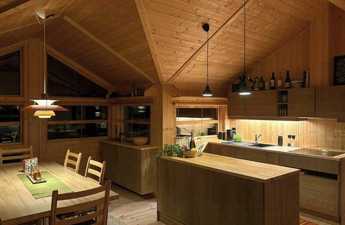 Vikberget House | Ål cabin with views of marshland and mountains
