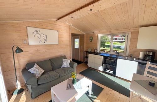 Kosta House | Älg Stuga – Modern Cabin by the Lake near Kosta in Småland