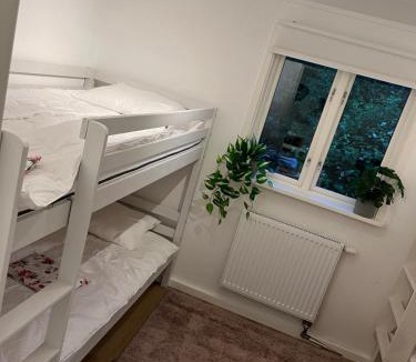 Farjestaden Apartment | Algutsrumsro Stuga på Öland