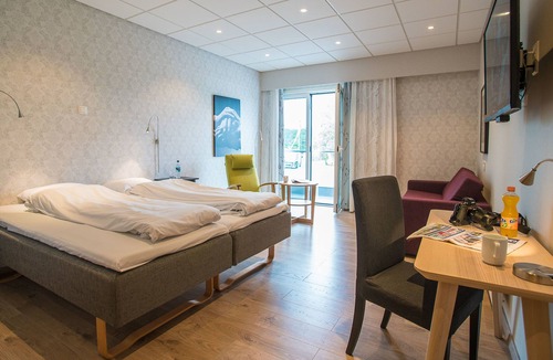 Leirvik Hotel | Almaas Hotell Stord