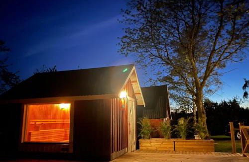 Ullared Resort | Almas gård