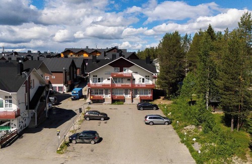 Sirkka Apartment | Alpine Kajo B5 by Aavalevi