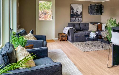 Torjulvagen Apartment | Amazing Apartment In Kvisvik