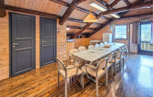 Tjørhom Apartment | Amazing Apartment In Tjørhom With Sauna