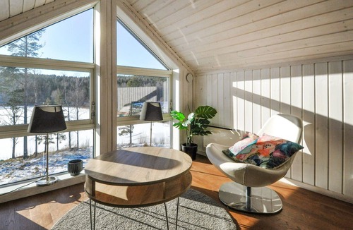 Arjang House | Amazing home in årjäng with lake view
