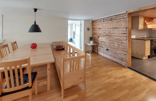 Or House | Amazing home in ör with WiFi