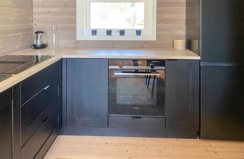 Ulstein Municipality House | Amazing home in ørsta with sauna