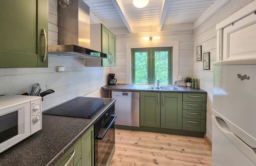 Tysvaer House | Amazing home in Aksdal with WiFi