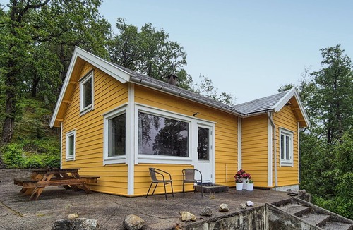Tysvaer House | Amazing home in Aksdal with WiFi
