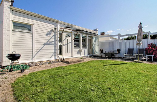 Bastad House | Amazing home in Båstad with house sea view