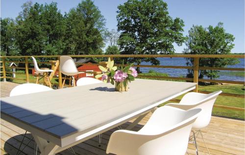 Bolmso House | Amazing Home In Bolmsö With Wifi