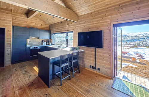 Vinje House | Amazing home in Edland with WiFi