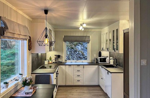Etne House | Amazing home in Etne with WiFi
