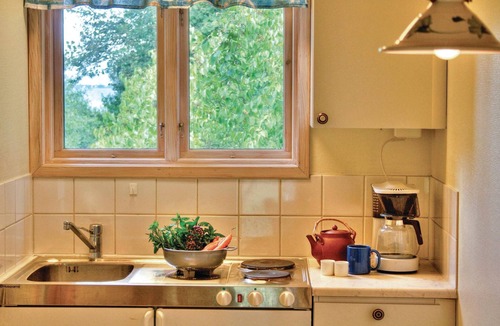 Farjestaden House | Amazing home in Färjestaden with WiFi