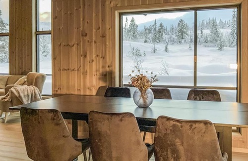 Fla Municipality House | Amazing Home In Flå With Sauna