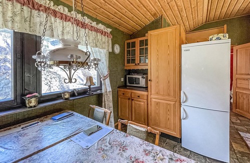 Hoviksnas House | Amazing home in Höviksnäs with kitchen