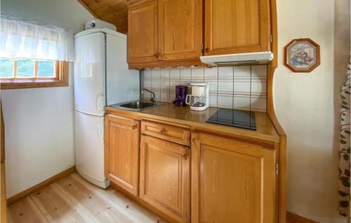 Unnaryd House | Amazing Home In Jälluntofta With Wifi