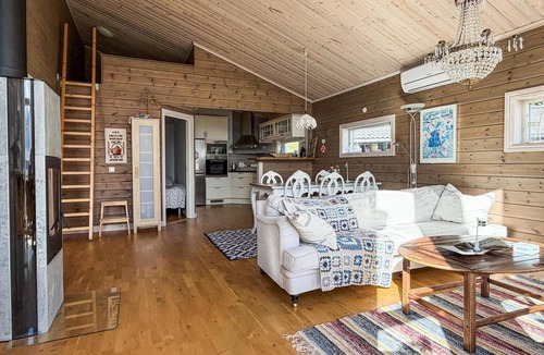 Kil House | Amazing home in Kil with lake view