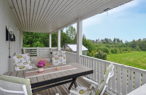 Kristinehamn House | Amazing home in Kristinehamn with WiFi