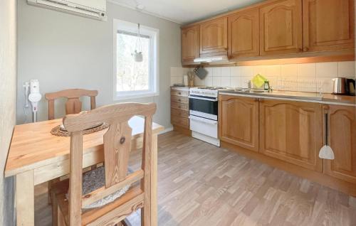 Kulltorp House | Amazing Home In Kulltorp With Wifi