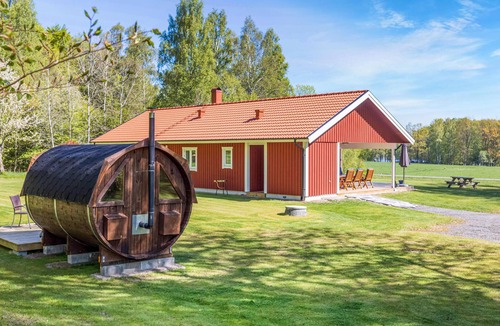 Stavsjo House | Amazing home in Lidhult with sauna