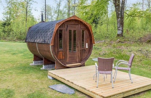 Stavsjo House | Amazing home in Lidhult with sauna