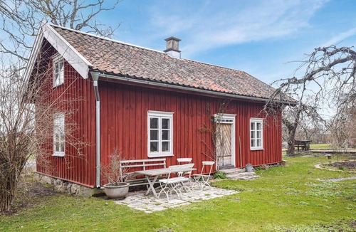 Lidkoping Municipality House | Amazing home in Lidköping with kitchen