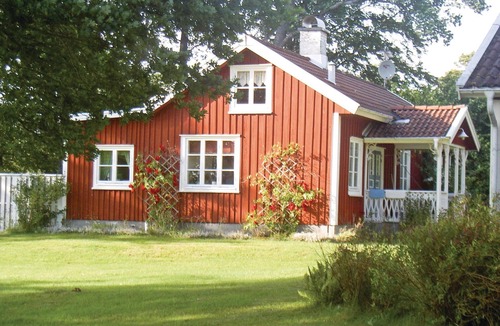 Stavsjo House | Amazing home in Ljungby with lake view