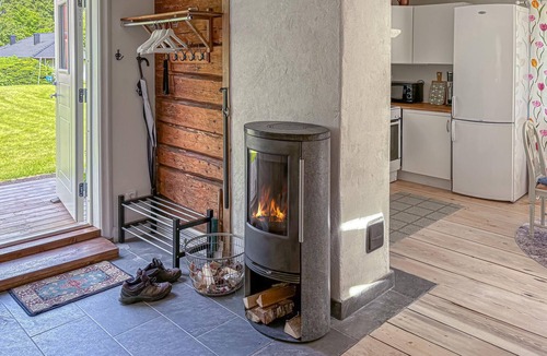 Orebro House | Amazing home in örebro with sauna