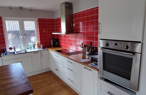 Saro House | Amazing home in Särö with 5 Bedrooms and WiFi