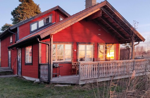 Strangnas House | Amazing home in Strängnäs with sauna