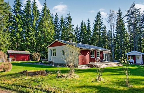 Svenljunga House | Amazing home in Svenljunga with WiFi