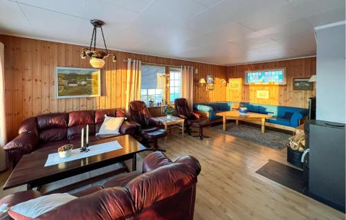 Tretten House | Amazing Home In Svingvoll