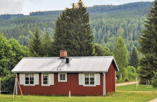 Syssleback House | Amazing home in Sysslebäck with kitchen