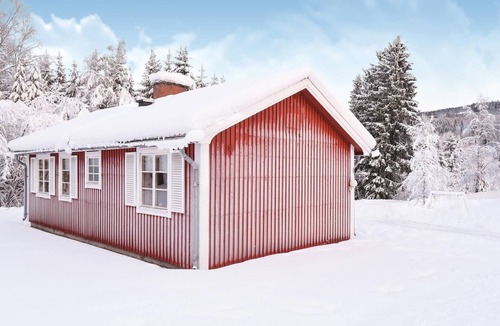 Syssleback House | Amazing home in Sysslebäck with kitchen