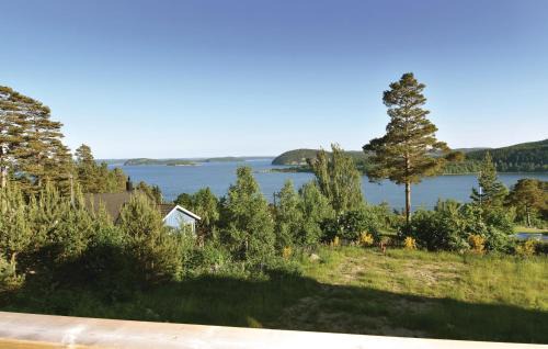 Uddevalla House | Amazing Home In Uddevalla With Kitchen
