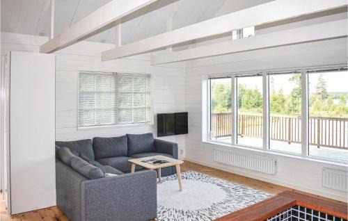 Unnaryd House | Amazing Home In Unnaryd With House Sea View