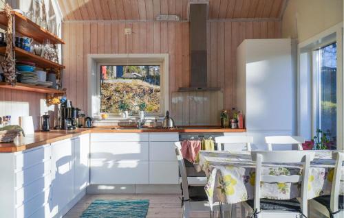 Vato House | Amazing Home In Väto With Sauna