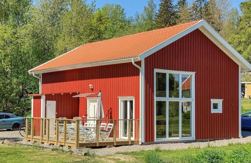 Vanersborg House | Amazing home in Vänersborg with WiFi