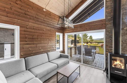 Kviteseid House | Amazing home in Vrådal with WiFi