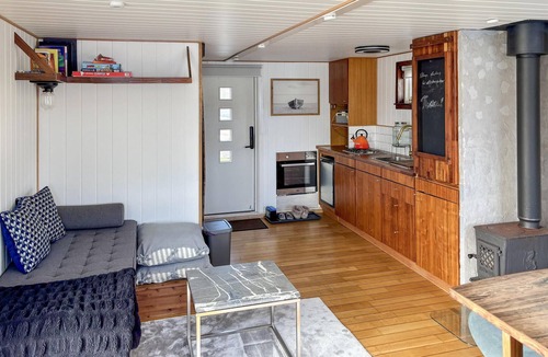 Lervik Boat Rental | Amazing ship in Manstad with house sea view