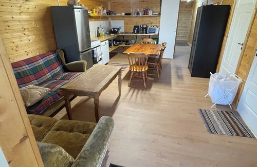 Hastveda Hostel | Amundtorp vandrarhem