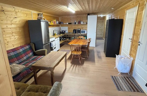 Hastveda Hostel | Amundtorp vandrarhem