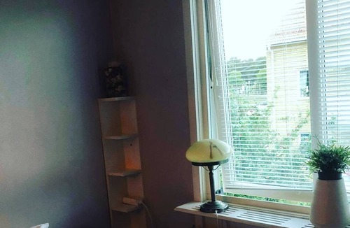 Gavle Apartment | Apartment 2rok with balcony in central Gävle with access to large terrace.