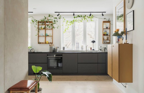 Bislett Apartment | Apartment Among Gardens and Historic Charm