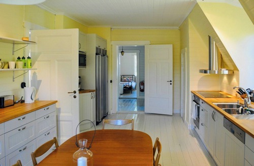 Habo Municipality Apartment | Apartment by Lake Alvasjön with sauna and reserve